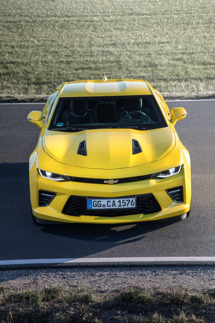  Chevrolet Camaro 2016 года  (EU) (фото 32 из 41)